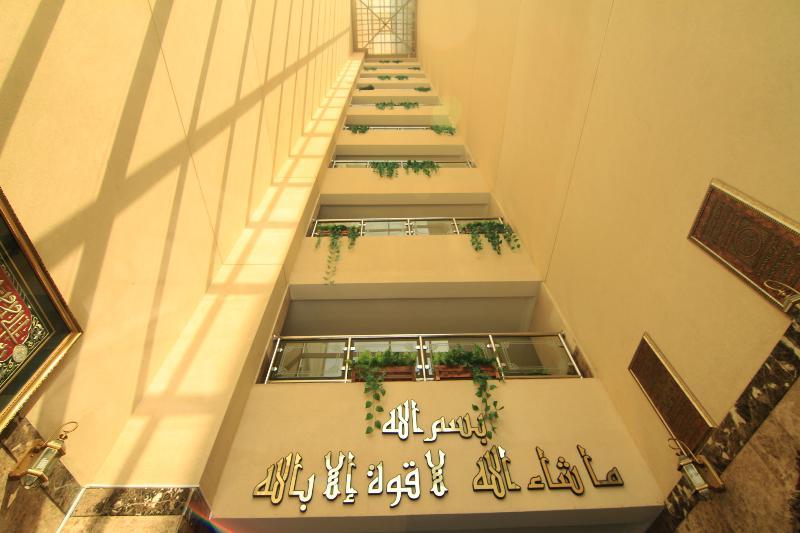 Al Muhaidb Al Takhassosi Abaqrino 리야드 외부 사진